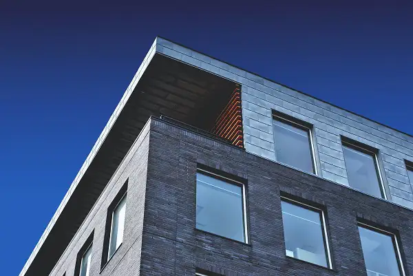 Schlichte moderne Vila Schlichte moderne Vila